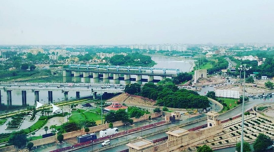 Gomti Riverfront Park