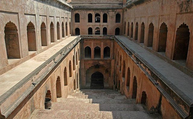 Shahi Bauli