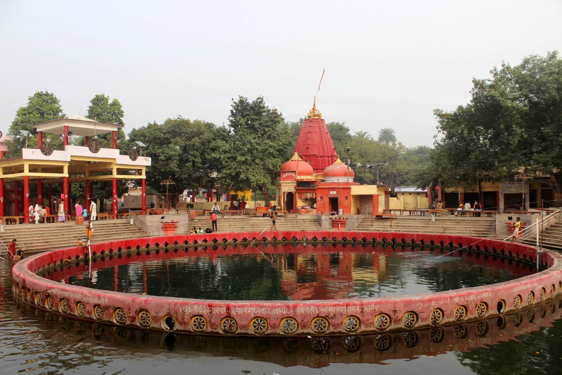 one-day-lucknow-to-naimisharanya-trip-by-car